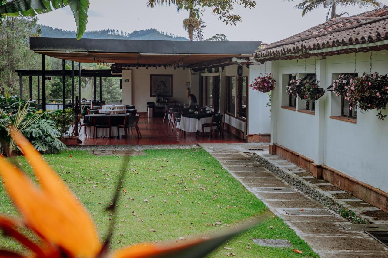 Club Campestre Hacienda Fizebad Hotel El Retiro  Luaran gambar