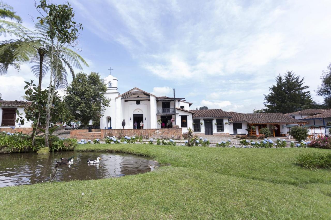 Club Campestre Hacienda Fizebad Hotel El Retiro  Luaran gambar